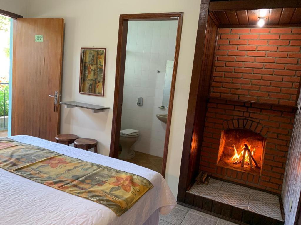 Do Grilo Inn